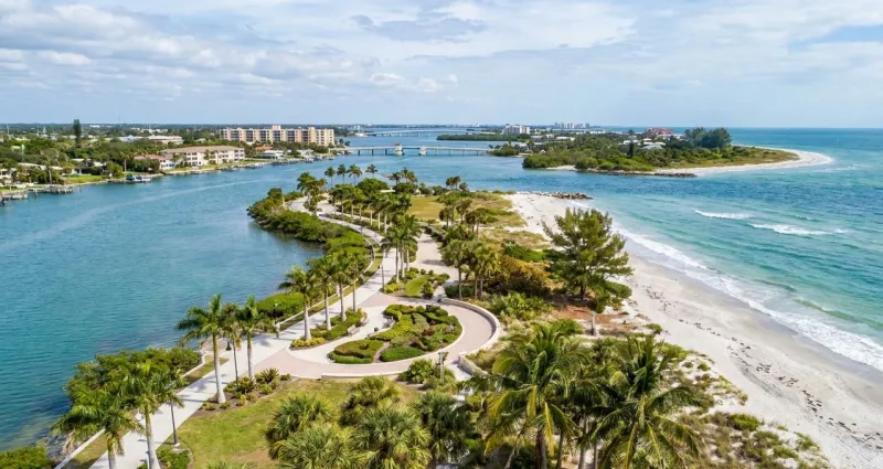 Scenic Florida landscape representing Manatee County